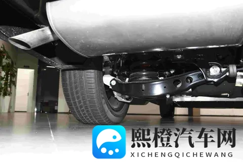 北汽锐胜M8上市,商用MPV变家用神器,空间革命悄悄开始了-1