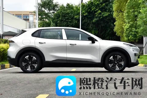 15万级纯电SUV怎么选?看深蓝S05620Ultra纯电版-1