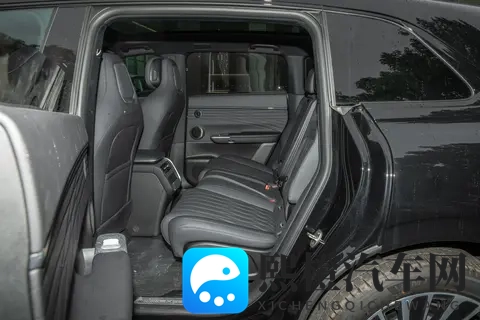 20万级新能源SUV推荐！空间大、配置高，续航超1600km-3