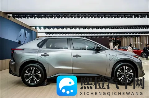 续航飙到752公里!广汽丰田铂智4X大升级!这次丰田终于不再佛系-3