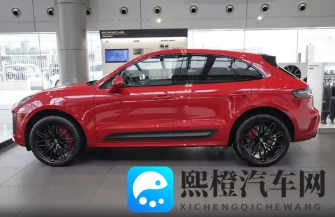 可运动、可舒适,提供三种动力系统,深度体验20T Macan-1