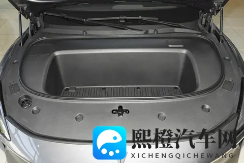 1399万元起售，磁流变悬架+后驱架构，深度体验深蓝L06-3