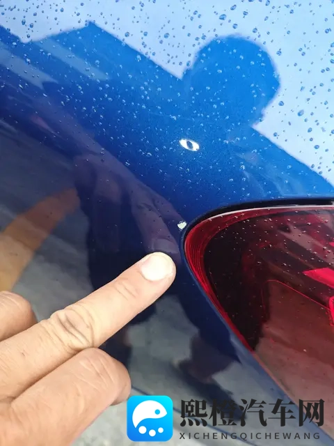 12万拿下蓝色奔驰C260L,圆你奔驰梦!-1