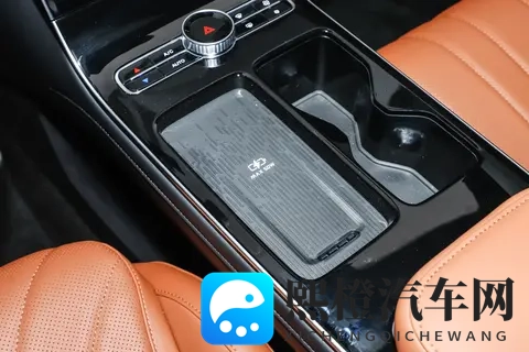 双外观双内饰,奇瑞第五代瑞虎8正式上市,限时929万元起-2