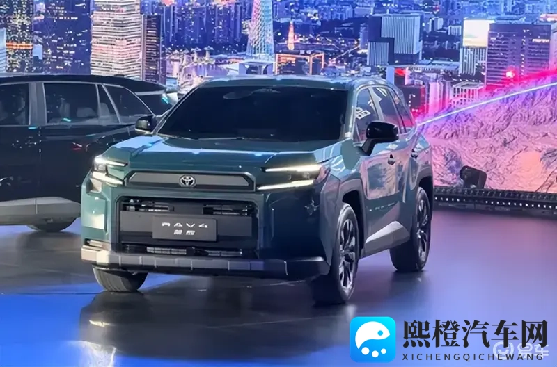 丰田RAV4大换代，配156英寸大屏+高通8155芯片-1