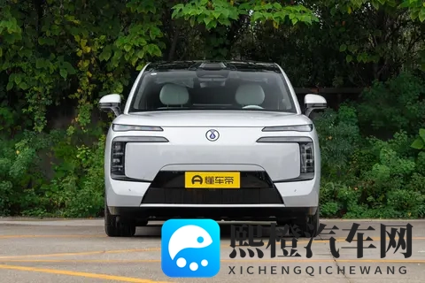 一车搞定三代出行?腾势 N8L DM 核心卖点全拆解-2