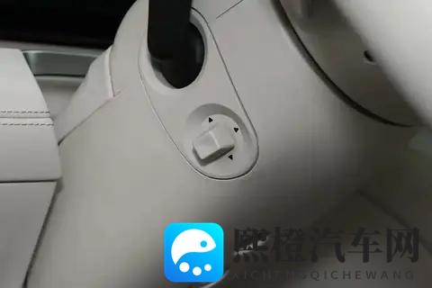 腾势N8L:大六座安全豪华SUV,是家庭出行的理想选择!-3