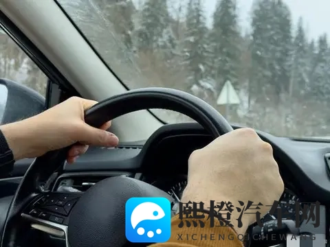 交警:别问堵车时为何不能打开“内循环”,问就是“2个原因”-1