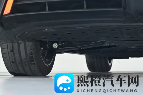 26款深蓝L06，地平线芯片+激光雷达，续航670公里，轴距2米9-3