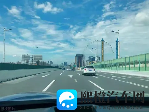 一位12年老司机的忠言:跑高速,牢记这4条铁律,关乎你的安全!-1