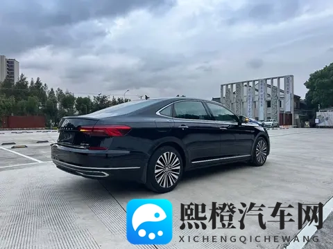 20年上牌大众帕萨特,56万公里,10万出头代步香不香?-2