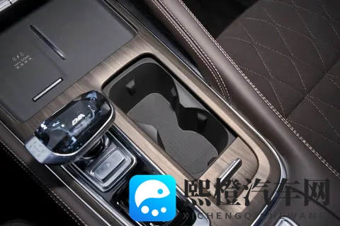 15万级SUV,星越L全新东方曜,智能燃油车新标杆!-2