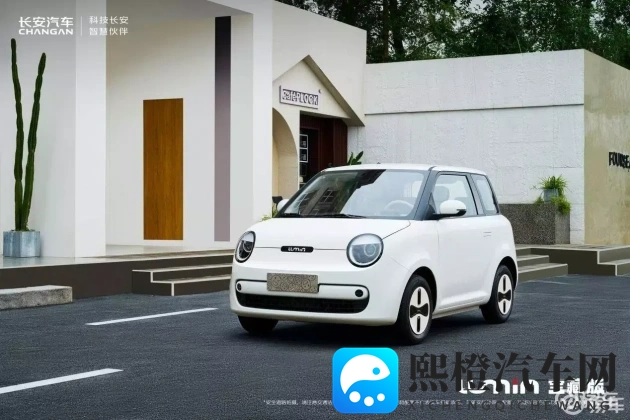 男生和女生一起差差差APP：科技新突破，差差差APP助汽车服务升级-1