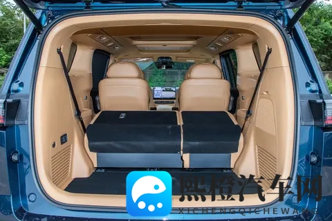 宜商宜家、全面均衡!试驾26款岚图梦想家,到底表现如何?-2