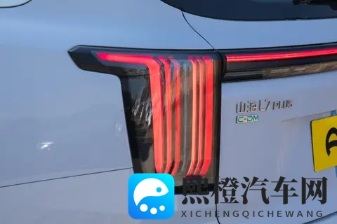 2820mm 轴距 + 220km 纯电,山海 L7 PLUS 实感-1