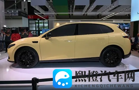 1058万起售!零跑Lafa5登场,605km续航+8295P芯,5款配置适合谁-3