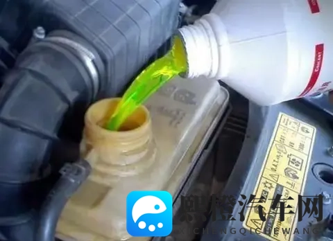 兰博车主都来打卡!岚图泰山凭啥圈粉土豪?-1