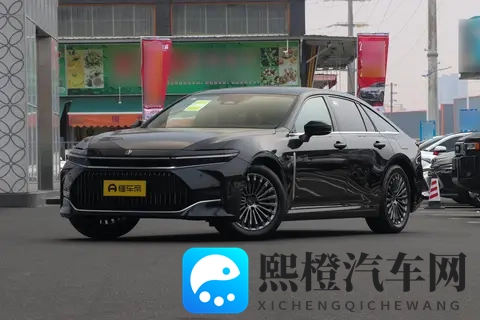 2024款进口皇冠选购指南:至享版 vs 至尊版深度解析-1