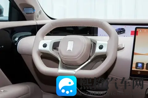 华为乾崑ADS 4+鸿蒙座舱,这款SUV“满配”开卷-3