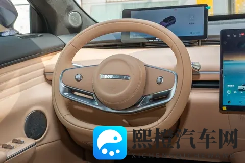 试驾2025款星纪元ET增程Max四驱:豪华实用大五座,全方位深体验-2