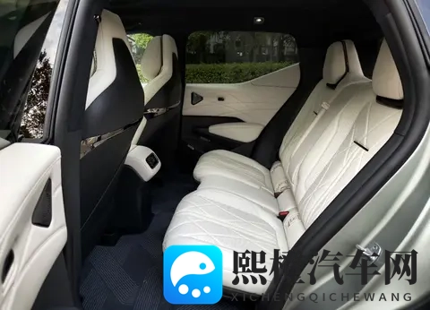 黄色APP。：涉嫌不良内容的软件-2