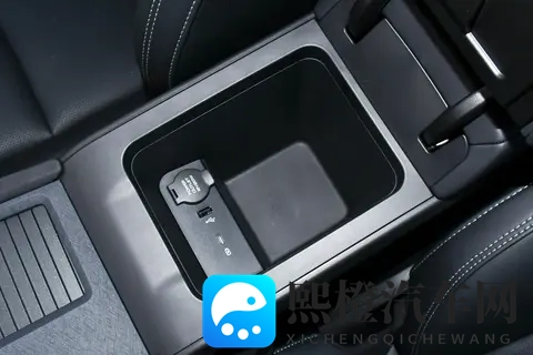 第三代领克03进阶上市,限时权益价1038万元起,家用香吗?-2