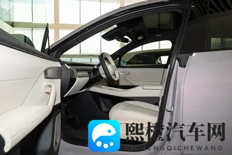 25万级SUV的海选难题:乐道L60,真的值得买吗?-1