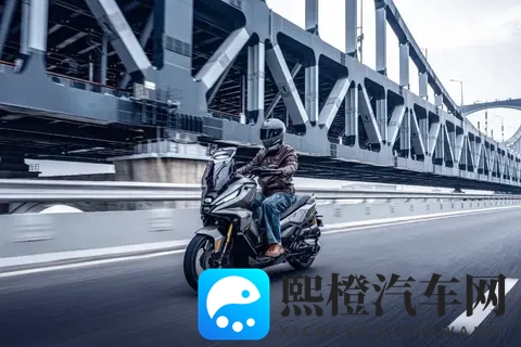 男人和女人在床上的APP：情侣专属私密互动平台-3