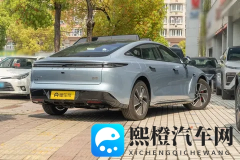 2025 款星纪元 ES 唠明白：从价格到辅助驾驶，到底值不值得买？​-3