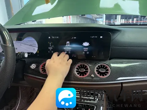 2019款奔驰E级升级新款HU6主机触摸屏幕会增加哪些功能-1