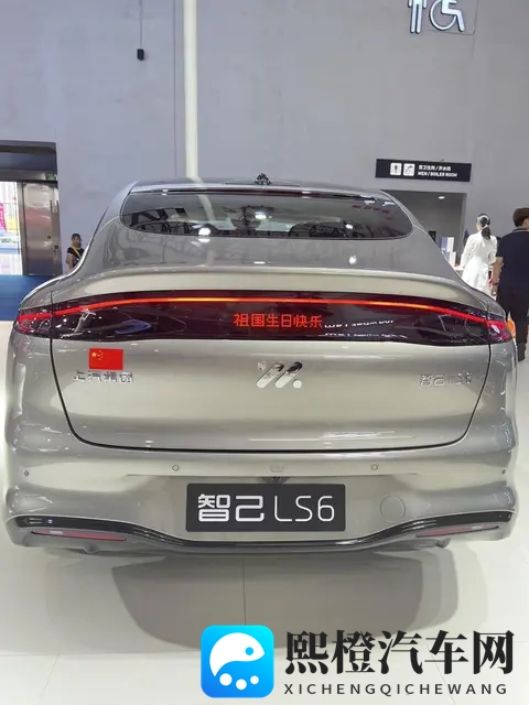 智己LS6车主：大电池长续航带后轮转向，这车性价比是真的高-1