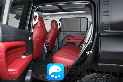 自主品牌燃油四驱中大型SUV对比,领克09和哈弗H9该如何选?-3