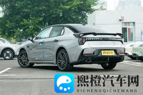 都在敷衍燃油车？领克03偏要“逆势”升级，20T马力272匹！-1