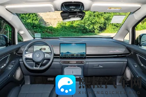 26款岚图梦想家车主真实评价，宜家宜商，实力诠释华系三旗舰-2