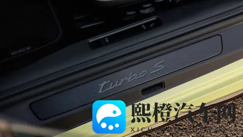 新911 Turbo S上路:地表最稳的疯子-3