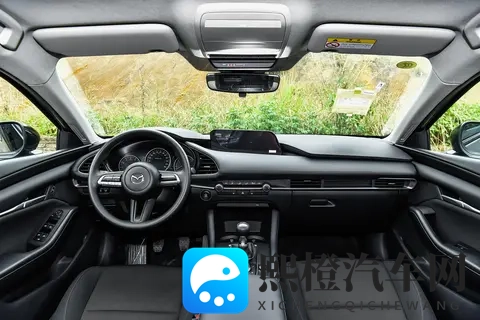 2025 款马自达 3 昂克赛拉：好看好开，选对版本不花冤枉钱-3