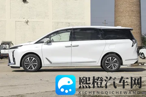 2026款GL8陆尊选购攻略:三款配置一次说透-1