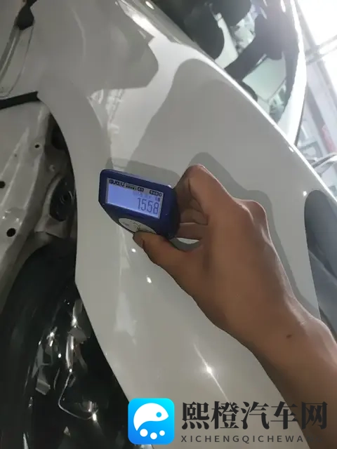 19万多拿下17年保时捷Macan GTS,体验性能SUV的乐趣-1