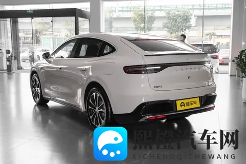 新车  黑曜套件限时免费选装，智界R7_S7黑武士官图-3