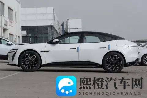 最棒的情人沼绝不干涉：全新SUV“情人沼”亮相，个性化定制体验非凡-3