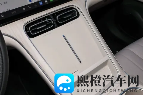 宋Pro迎来新对手？AION i60增程来袭，210km纯电续航+15分钟快充-2