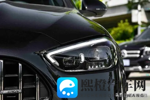 奔驰AMG C43降价了，性能没变音响没了，豪华车还值这个价吗？-3