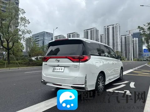 20万不到,宜商宜家奶爸必备?准新一手传祺M8它不香吗?-1