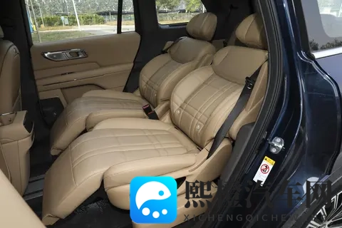 深蓝S09和蓝山,家用六座SUV该怎么选?谁更适合你?-1