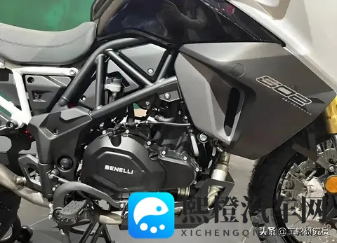 TRK 902X vs 602X！贝纳利双车对决，谁才是摩友心中的探险之王？-3