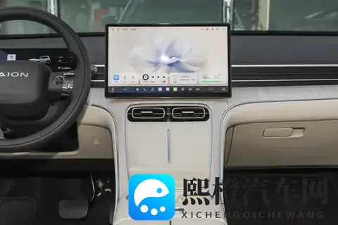 广汽埃安i60到店体验:增程_纯电双动力,家用SUV新标杆?-3