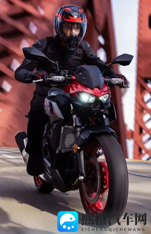 降价6千还加配!2026款川崎Z500上市,再降真买的起了!-1