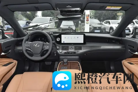 日系旗舰怎么选？LS 各版本豪华配置差异及购车建议-1