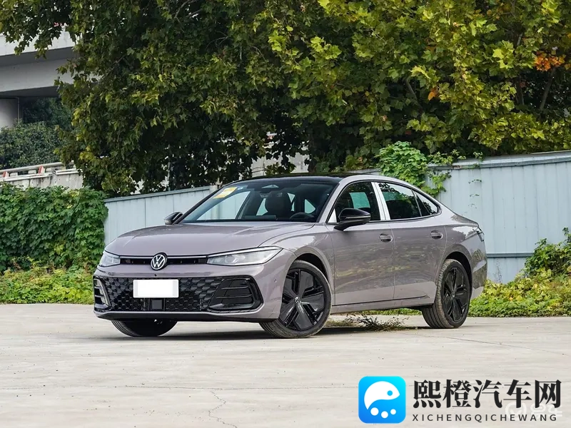 黄软件：技术革新引领未来，智能驾驶开启新篇章-1