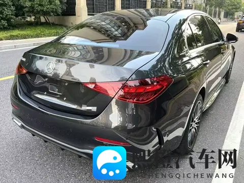 20万拿下准新奔驰C级,体验轻混运动轿跑!-2